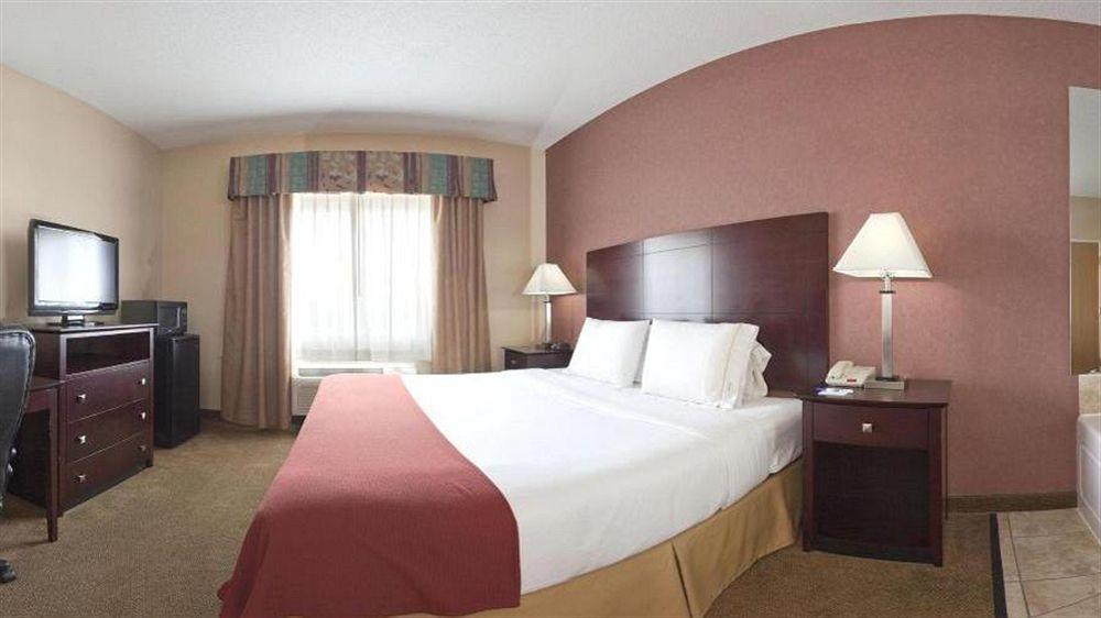 Holiday Inn Express Hotel & Suites Cincinnati-North/Sharonville Zewnętrze zdjęcie