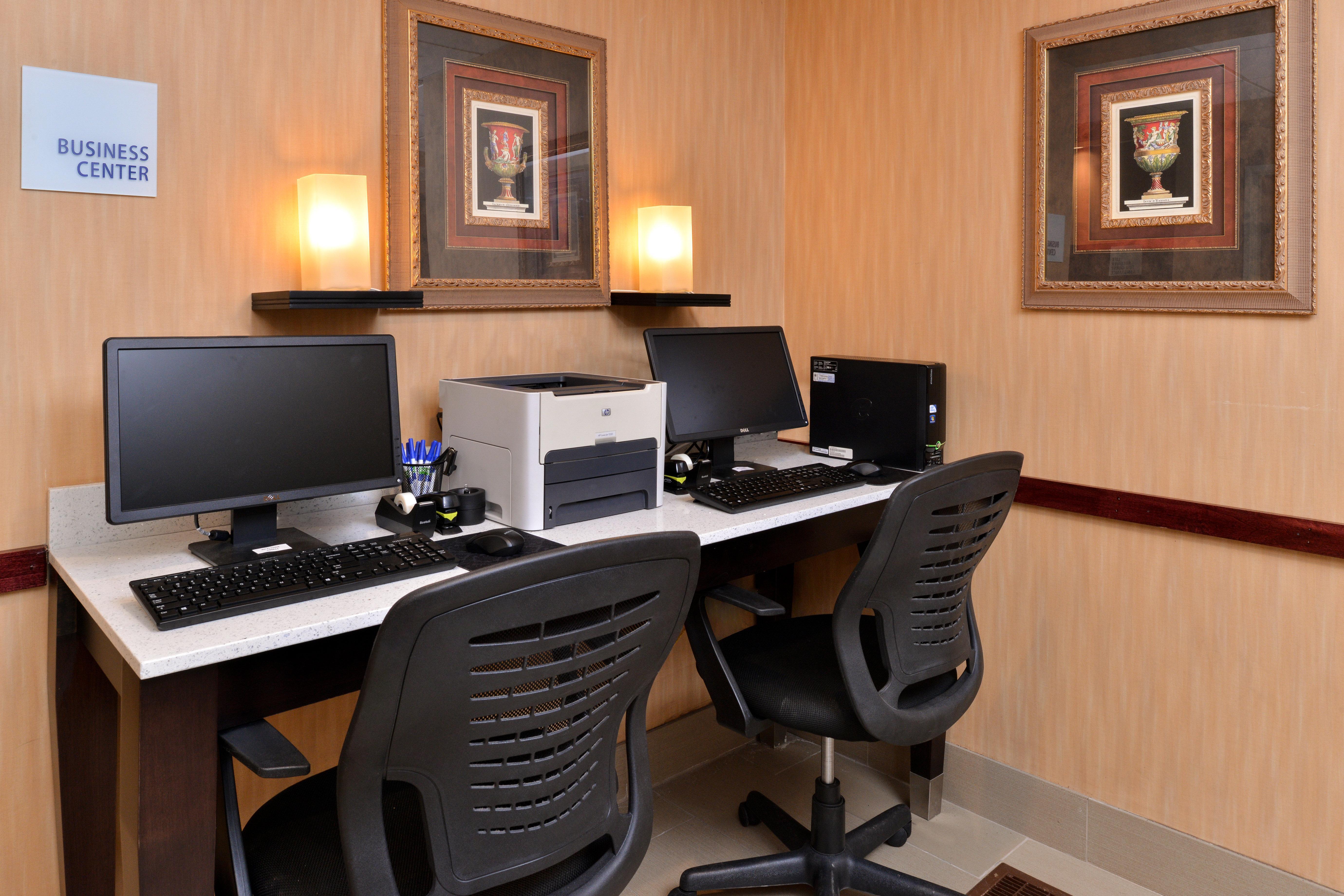 Holiday Inn Express Hotel & Suites Cincinnati-North/Sharonville Zewnętrze zdjęcie