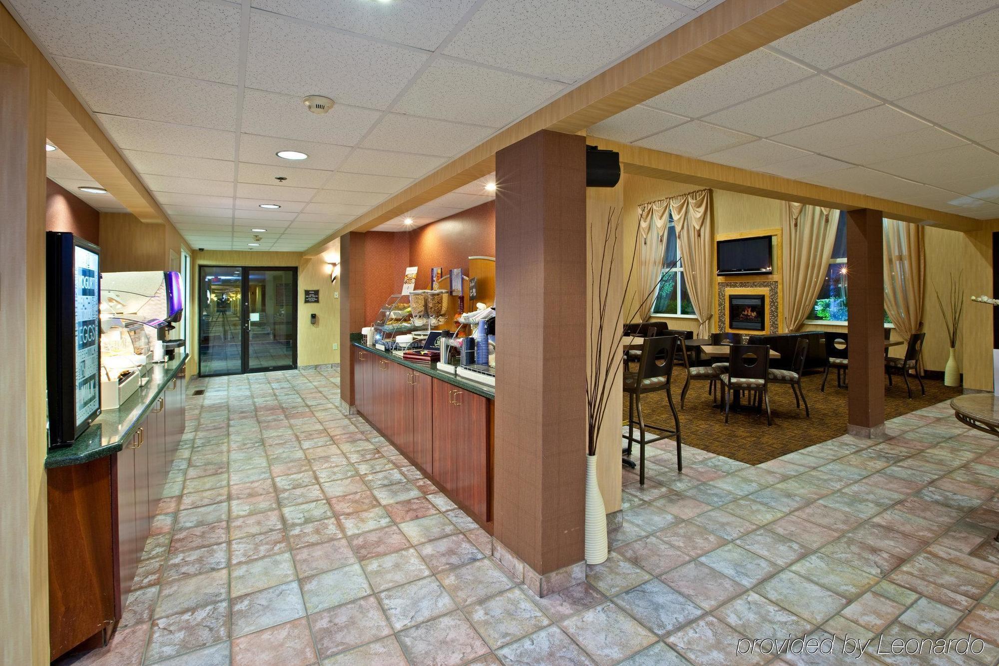Holiday Inn Express Hotel & Suites Cincinnati-North/Sharonville Zewnętrze zdjęcie