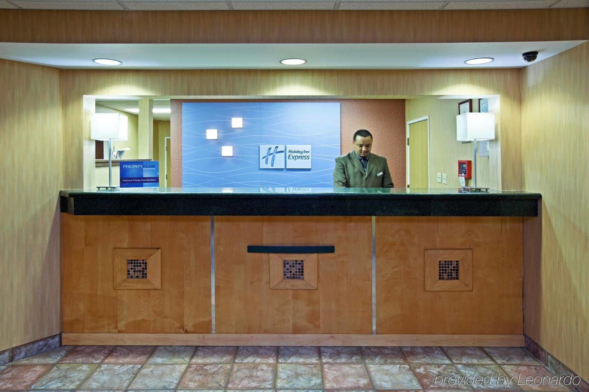 Holiday Inn Express Hotel & Suites Cincinnati-North/Sharonville Wnętrze zdjęcie